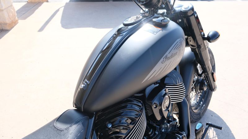 NEW 2026 INDIAN MOTORCYCLE CHIEF BOBBER DARK HORSE Image 12