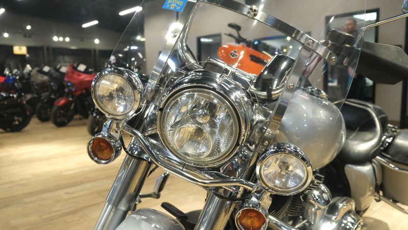 USED 2019 HARLEY ROAD KING BASE Image 8