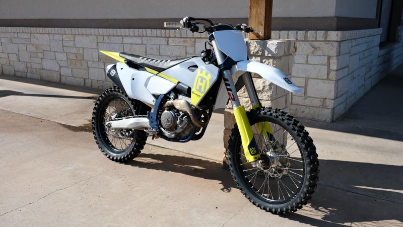 USED 2023 HUSQVARNA FC 250 Image 1