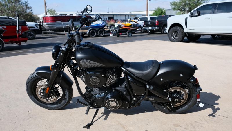 NEW 2026 INDIAN MOTORCYCLE CHIEF BOBBER DARK HORSE Image 6