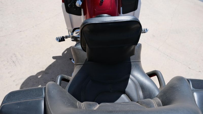 USED 2012 HONDA GOLD WING AUDIO COMFORT Image 12