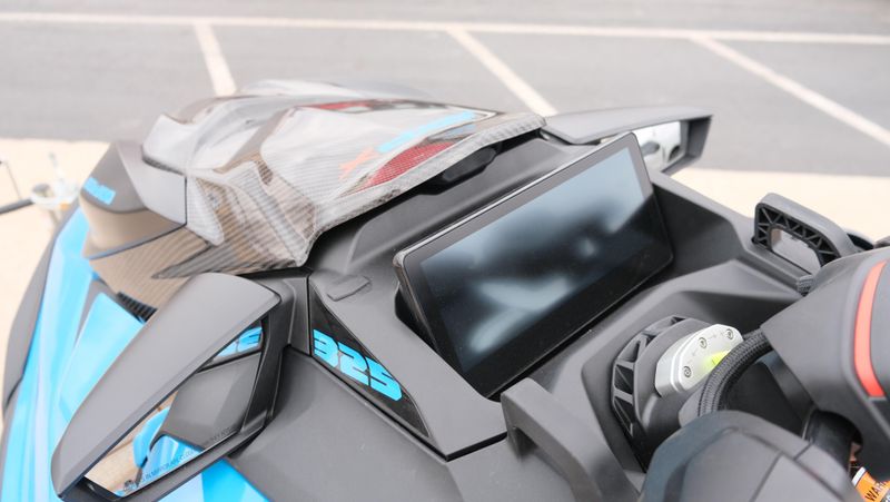 NEW 2026 SEADOO RXTX 325 WITH SOUND SYSTEM Image 12