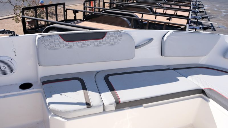 USED 2021 BAYLINER ELEMENT E16 Image 9