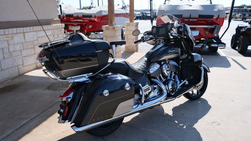 NEW 2025 INDIAN MOTORCYCLE ROADMASTER ELITE Image 3