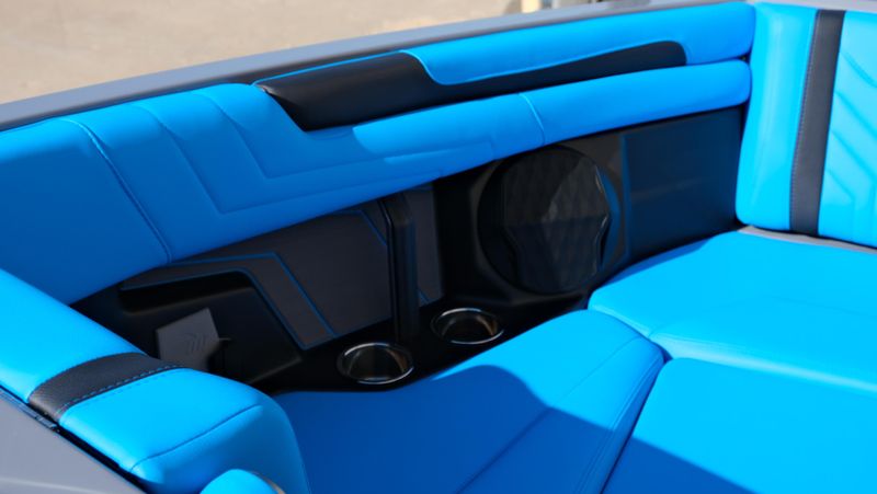 NEW 2026 MALIBU 25 LSV Image 31