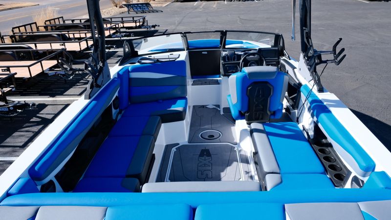 NEW 2026 AXIS A225 Image 10