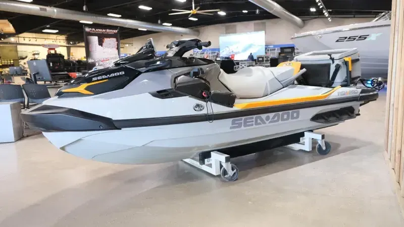 NEW 2026 SEADOO FISHPRO TROPHY 170 WITH SOUND SYSTEM Image 3