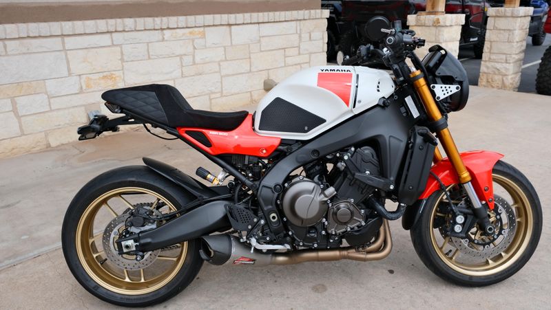 USED 2024 YAMAHA XSR900 CA Image 2