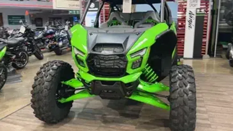 New 2026 Kawasaki TERYX5 H2 DELUXE ES Image 2