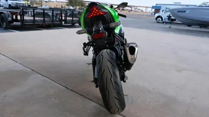 NEW 2026 KAWASAKI NINJA ZX6R ABS Image 6