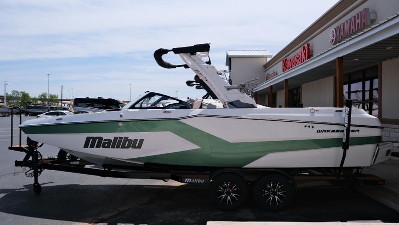 NEW 2026 MALIBU WAKESETTER 24 MXZ Image 1