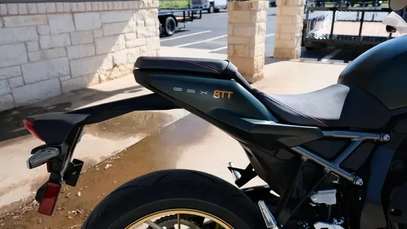 NEW 2026 SUZUKI GSX8TT Image 11