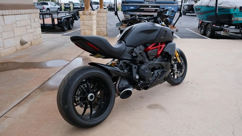 USED 2021 DUCATI XDIAVEL S Image 3