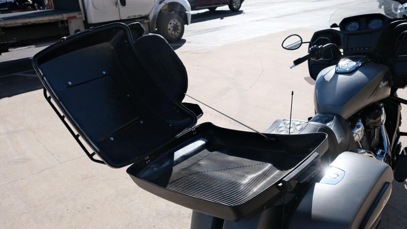 USED 2021 INDIAN MOTORCYCLE CHALLENGER Image 23