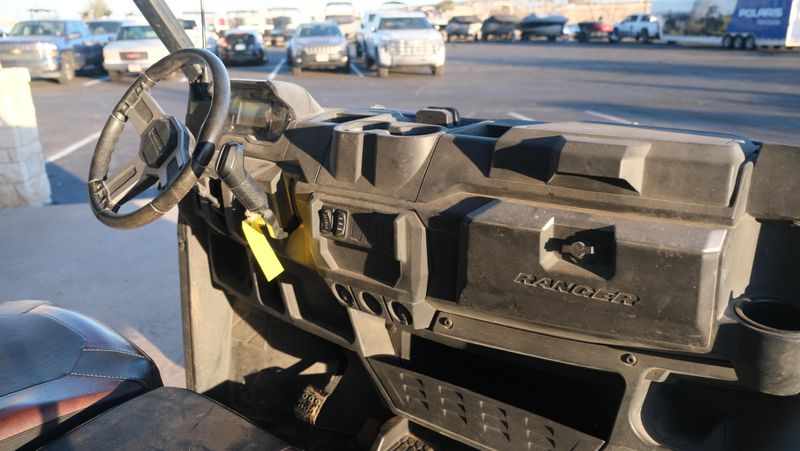 USED 2020 POLARIS RGR CREW XP 1000 EPS MAROON  TEXAS LE TEXAS EDITION Image 14