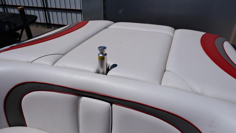 USED 2011 SANGER V 23 XTZ Image 11