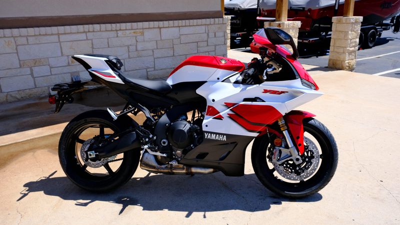 NEW 2026 YAMAHA YZF-R9 70TH ANNIVERSARY EDITION Image 2