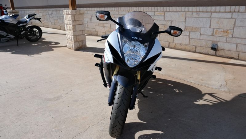 USED 2024 SUZUKI GSXR750 Image 8