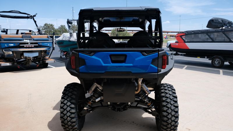 NEW 2027 POLARIS RANGER CREW XP 1000 CAB Image 4