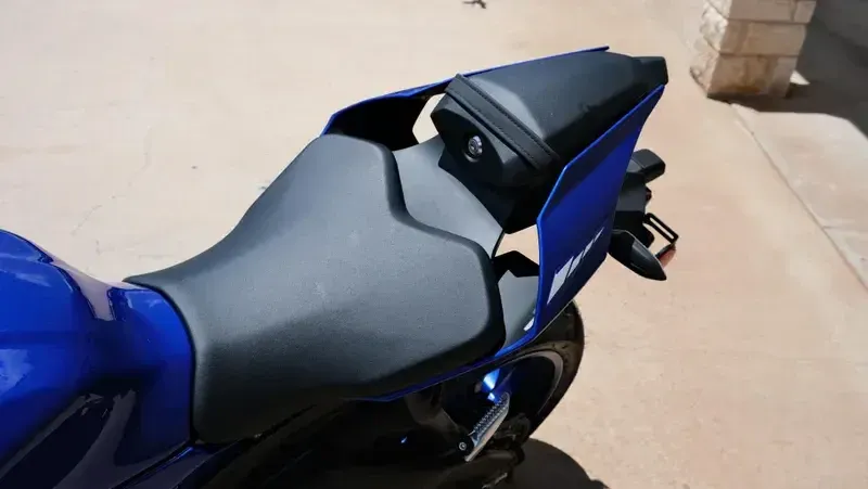 NEW 2026 YAMAHA YZF-R1 Image 12
