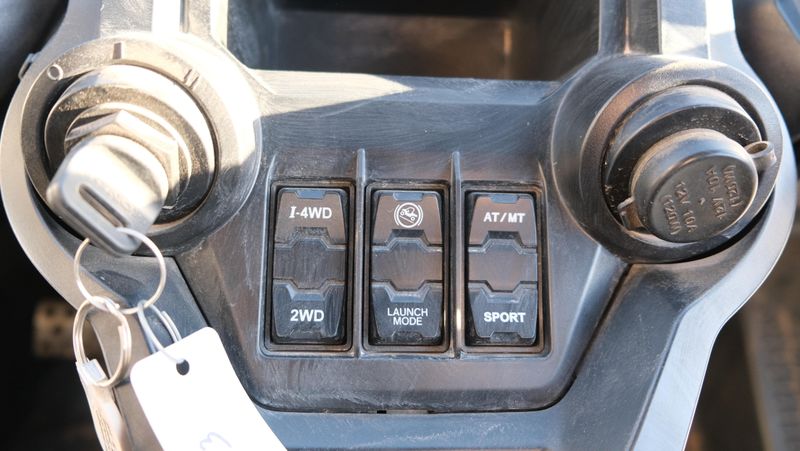 USED 2022 HONDA TALON 1000X4 Image 22