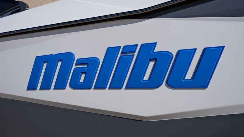 NEW 2026 MALIBU 25 LSV Image 36