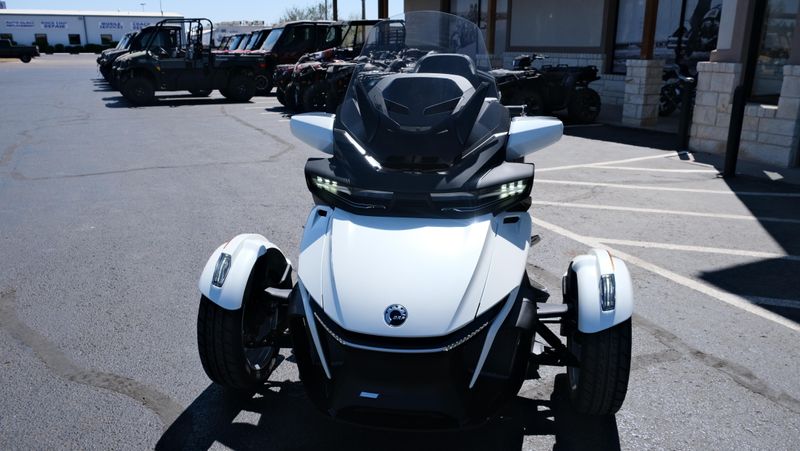 NEW 2026 CAN-AM SPYDER RT LIMITED Image 8