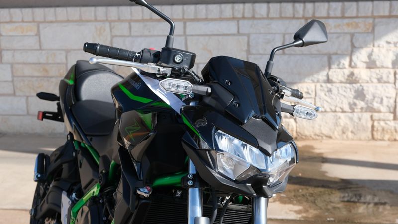 NEW 2025 KAWASAKI Z650 ABS Image 5