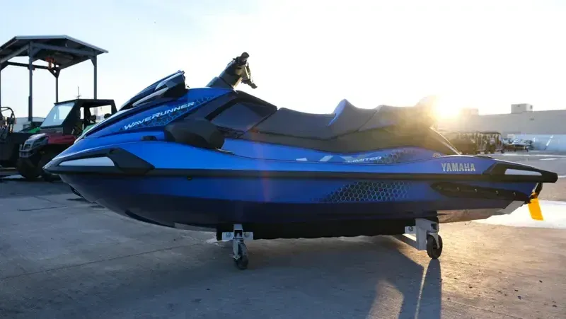 NEW 2026 YAMAHA VX LIMITED Image 8