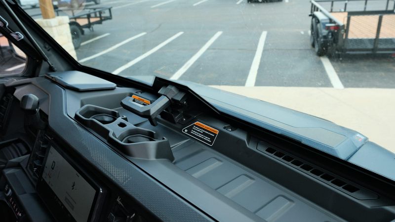 NEW 2026 CAN-AM DEFENDER MAX LIMITED CAB HD11 Image 29