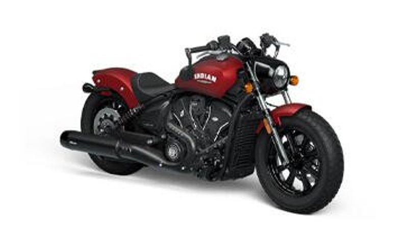 2025 INDIAN MOTORCYCLE INDIAN SCOUT BOBBER LIMITED WITH TECHNOLOGY PACKAGE SUNSET RED SMOKE in a SUNSET RED SMOKE exterior color. Family PowerSports (877) 886-1997 familypowersports.com 