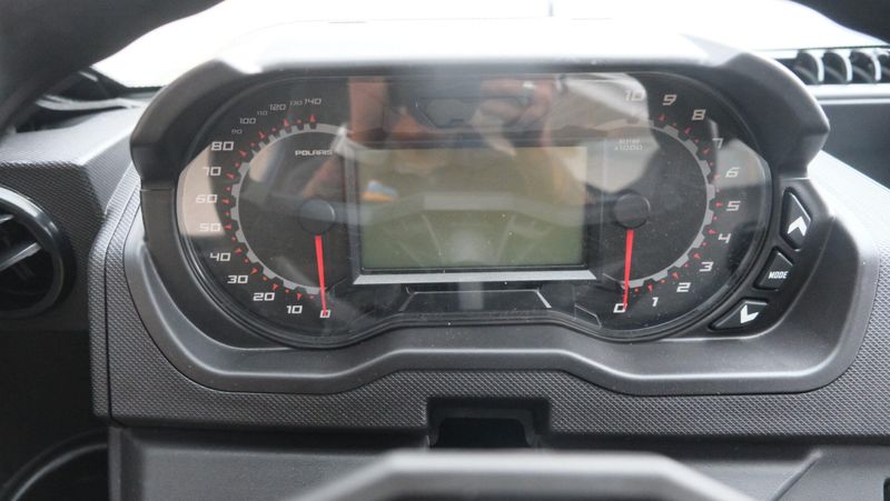 NEW 2027 POLARIS RANGER XP 1000 CAB Image 22