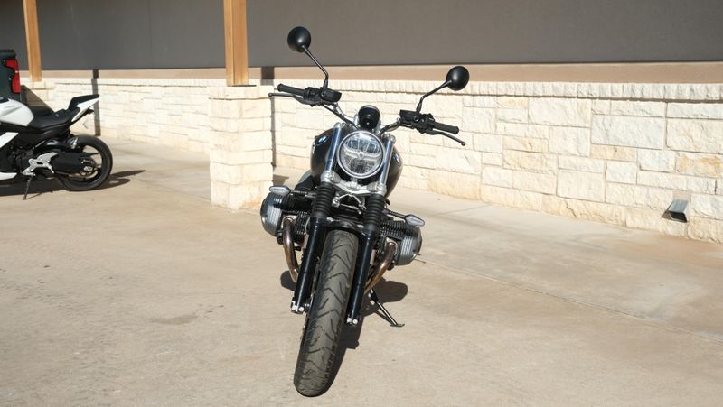 USED 2023 BMW R NINET PURE Image 8