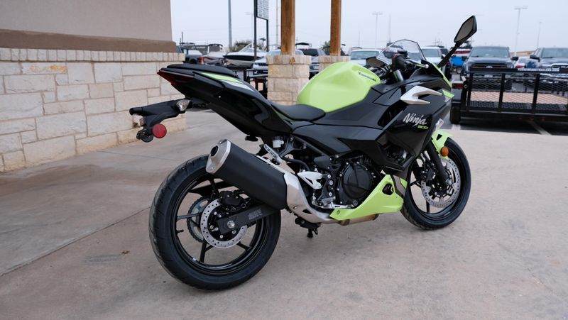 NEW 2026 KAWASAKI NINJA 500 ABS Image 3