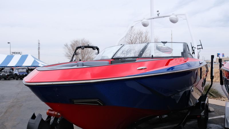 NEW 2026 AXIS T235 Image 5