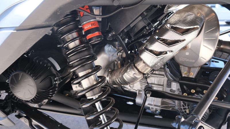 NEW 2026 CAN-AM MAVERICK R X RC 999T DCT Image 16