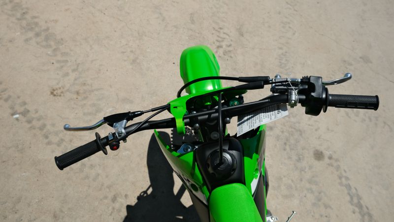 2025 Kawasaki KX 65 LIME GREENImage 4