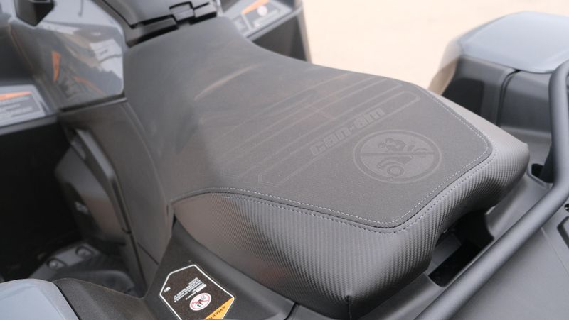 NEW 2026 CAN-AM OUTLANDER DPS 700 Image 15