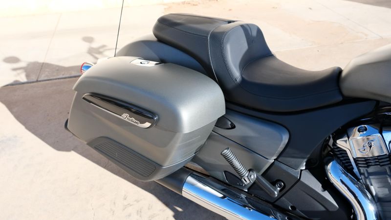 USED 2022 INDIAN MOTORCYCLE CHALLENGER Image 13