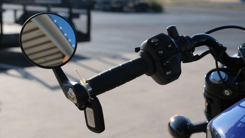 NEW 2025 INDIAN MOTORCYCLE SCOUT BOBBER LIMITED WITH TECHNOLOGY PACKAGE Image 15