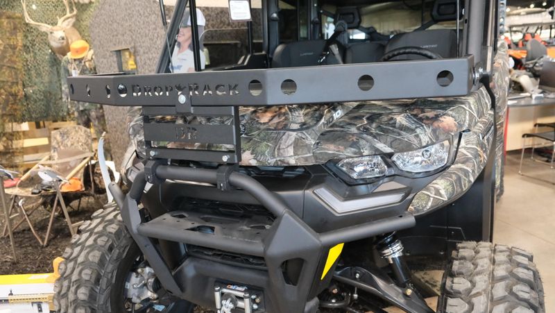 NEW 2025 CAN-AM DEFENDER MAX LIMITED CAB HD10 Image 3