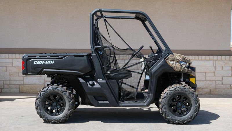 2024 Can-Am DEFENDER XT HD7 WILDLAND CAMOImage 2