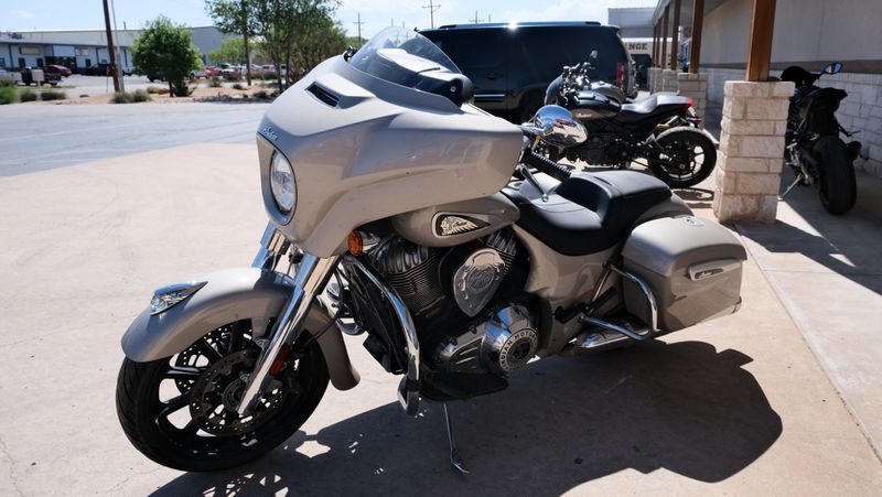 USED 2022 INDIAN MOTORCYCLE CHIEFTAIN LIMITED SILVER QUARTZ MTLC 49ST Image 7