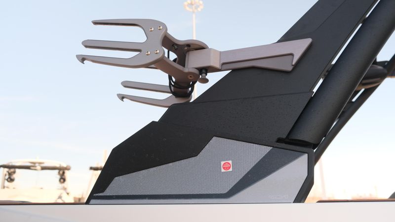 NEW 2026 MALIBU 23 LSV Image 10