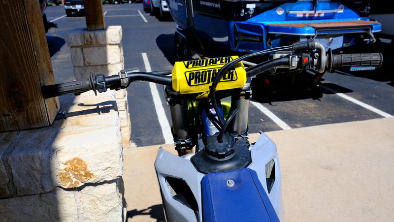 USED 2024 HUSQVARNA FC250 Image 7