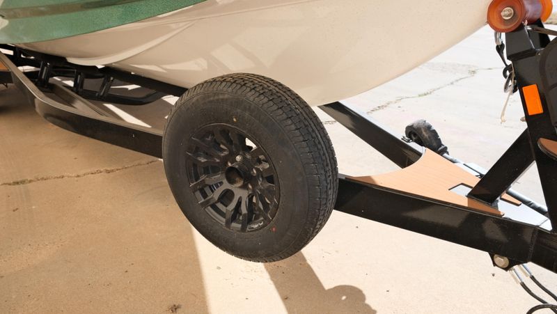 NEW 2026 AXIS A245 Image 40