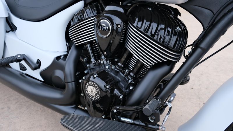 NEW 2026 INDIAN MOTORCYCLE SPRINGFIELD DARK HORSE Image 10