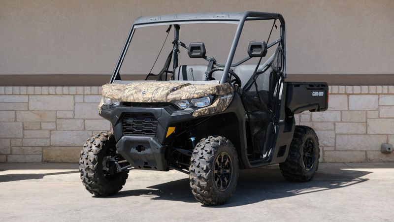 2024 Can-Am DEFENDER XT HD7 WILDLAND CAMOImage 8