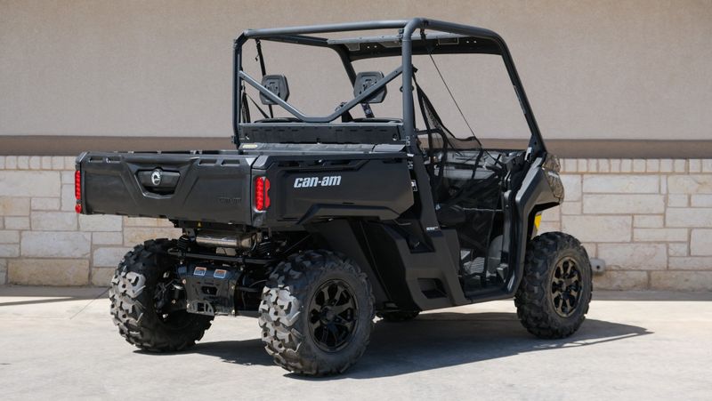 2024 Can-Am DEFENDER XT HD7 WILDLAND CAMOImage 3