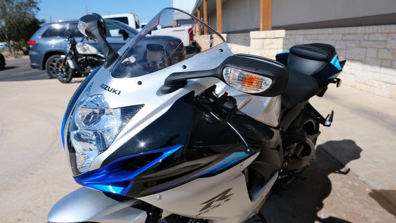 NEW 2026 SUZUKI GSXR600 Image 14